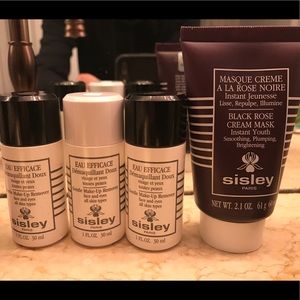 Sisely Paris Rose Face Mask